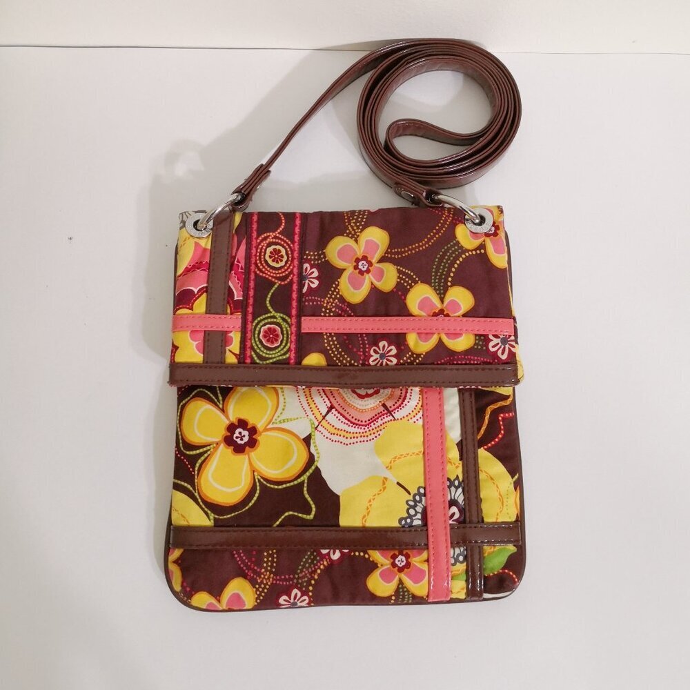 Vera Bradley Floral Buttercup‎ Flipster Hipster Bag Flap Magnetic Closure